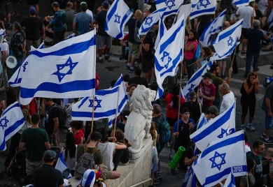 Desetine hiljada ljudi protestuje u Jerusalimu