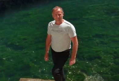 Vukaliću metak prošao blizu srca, nakon operacije stabilan