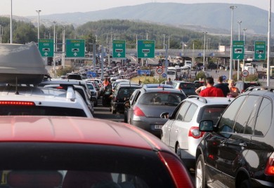 Gužve na finsko-ruskoj granici, kolona od 35 kilometara