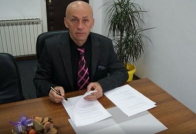 Osuđen zbog lažne diplome: Neću podnijeti ostavku, najbitnije je da sam direktor