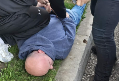 Državljain Srbije uhapšen u Budvi: ucjenjivao ženu eksplicitnim fotografijama