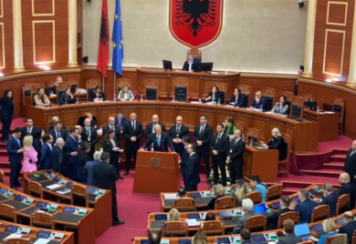 Isključeni sa sjednice: Ponovo haos u parlamentu Albanije