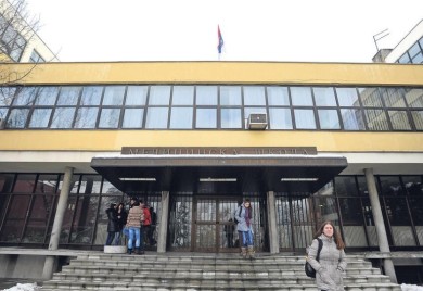 Skandal u medicinskoj školi: Profesor davio đaka i gurnuo tri djevojčice