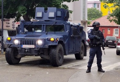 Kosovski specijalci ponovo u akciji hapšenja Srba u Zvečanu