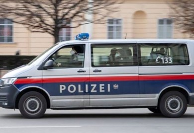 AUSTRIJA: Autobus sletio s puta, povrijeđene 24 osobe