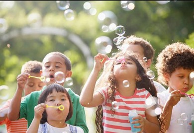 Zašto se današnja deca slabije igraju sa igračkama: Imaju li previše svega?