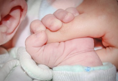 Žena rodila bebu koja se rađa jednom u 625 miliona slučajeva
