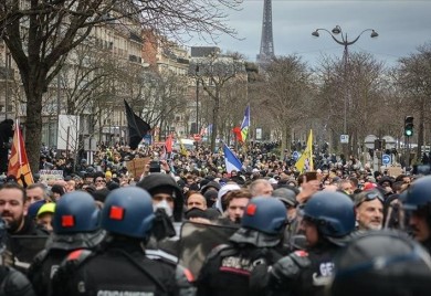 Muškarac izgubio testis poslije sukoba sa policijom?