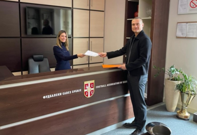 Vidić podnio kandidaturu za predsjednika FSS, ušetao u prostorije lično (FOTO)