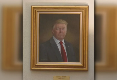 "Najgora slika ikad!": Tramp bijesan zbog portreta u Koloradu, ima poruku za umjetnicu