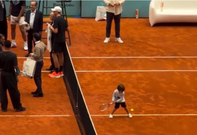 Nadalov sin hit na mrežama: Pogledajte kako igra tenis (VIDEO)