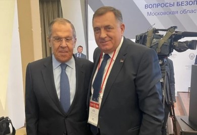 Dodik se sastao s Lavrovim