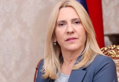 Cvijanovićeva odgovorila Crnatku: Kod njega je sve ili prosipanje magle, ili pravljenje odstupnice