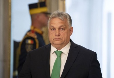 Orban tražio smjenu Fon der Lajenove
