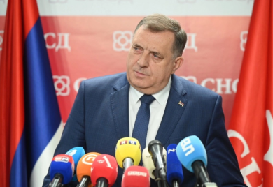 Dodik o "nervoznom" telefonskom razgovoru sa Izetbegovićem: "Ja sam se smijao"