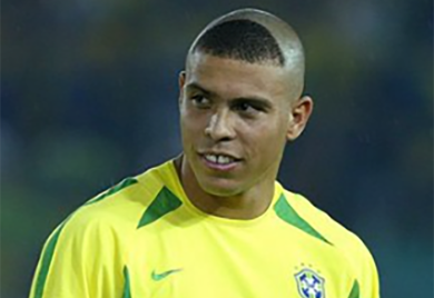 Dječak izbačen iz škole zbog Ronaldove frizure (FOTO)