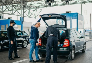 Od 1. januara strože kontrole za prelazak granice: Šta se neće moći unijeti iz BiH u Hrvatsku