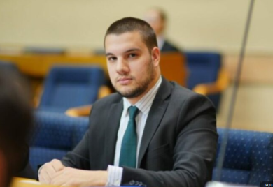 Rasprava u NSRS! Vučinić: Pojedini poslanici iz SNSD za noć prokockaju 100.000 KM