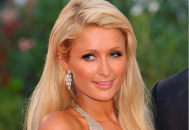 Paris Hilton postala majka u 41. godini