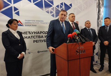 Dodik: Republika Srpska će odgovoriti na zahtjeve za nametanje izbornih tehnologija