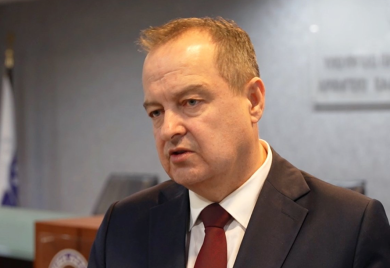 Ivica Dačić hitno primljen u bolnicu, priključen na aparate