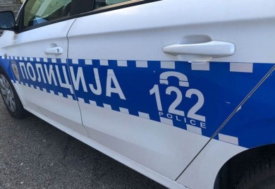 Muškarac provalio u kuću, pretukao bračni par i ukrao 7.000 KM