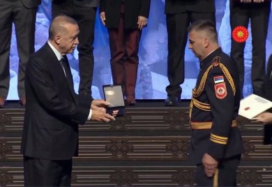 Novitović primio zahvalnicu od Erdoana