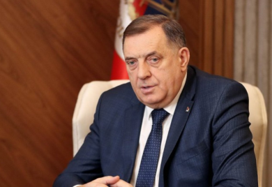 Milorad Dodik postavio pitanje sudiji Seni Uzunović (FOTO)