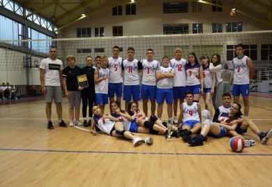 Na humanitarnom turniru prikupljeno 10.000 KM za liječenje Sare Nedić