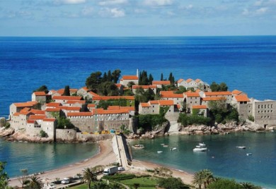 Odbijen zahtjev za otvaranje Svetog Stefana