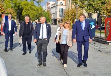 Dodik i Zaracin prošetali Banjalukom