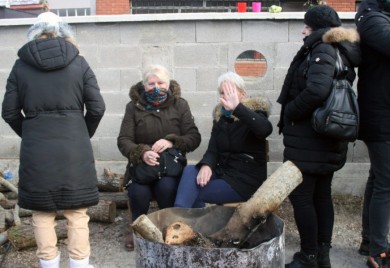 Srbi proveli 15. noć na barikadama, situacija mirna