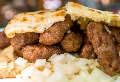 Pljeskavica i ćevapi među 100 najboljih jela na svijetu