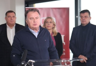 Nikšić: SDA postaje očajna