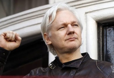 Asanž još neće biti izručen Americi: Sud u Londonu odobrio žalbu osnivaču Vikiliksa