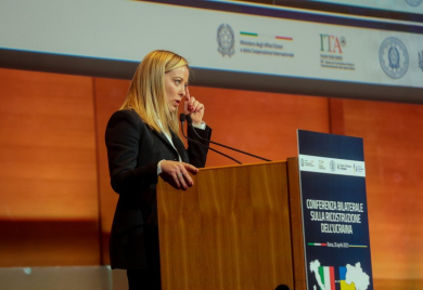 Meloni: EU treba požuriti i pustiti Ukrajinu unutra