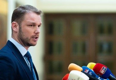 Zašto Draško Ćuti o Bradini?