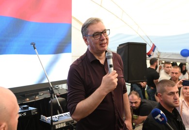 Vučić: Predsjednički izbori krajem decembra ili početkom januara