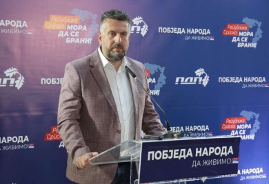 PDP: Vlast skupom kopira opoziciju