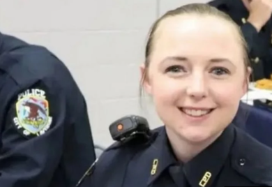 Policajka koja je orgijala sa kolegama dobila poslovnu ponudu u striptiz klubu