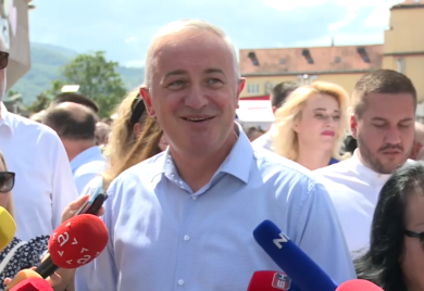 Borenovićev nastup – između licemjerja i kadrovske hobotnice