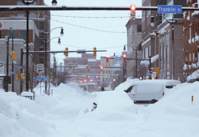 Zbog snježne oluje otkazano 2.900 letova u SAD