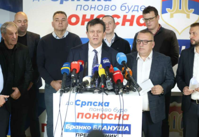 SMIRIVANJE “AJKULA” Može li Blanuša da pomiri zavađene struje u SDS