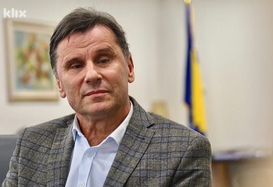 Novalić bi mogao na prijevremenu slobodu u martu: Šta stoji na putu njegovoj kandidaturi za Opšte izbore?