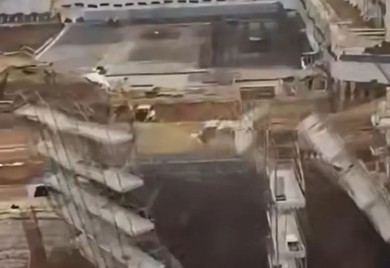 Ogromna skela se urušila na Rebru, radnici pobjegli u posljednjem trenutku i spasili živote (VIDEO)