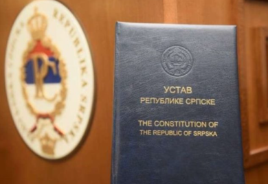 Istorijska odluka: Na današnji dan prije 33 godine donesen Ustav Republike Srpske