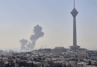 Izrael napao Iran: Eksplozije u Teheranu, Tel Aviv sve naziva „preventivnim napadom“ (VIDEO)