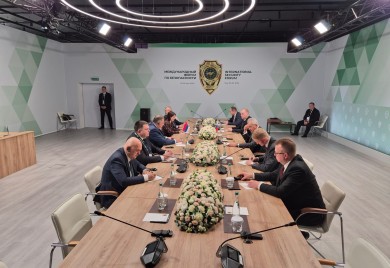 Dodik sa Šojguom: Srpska se bori protiv kolonijalnog jarma (VIDEO)