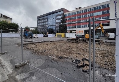 Bageri počeli sa radom: Raskopan Krašov parking u Banjaluci