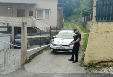 Detalji stravičnog užasa u Sarajevu: Ubio brata i snahu, zapalio kuću, pa presudio sebi